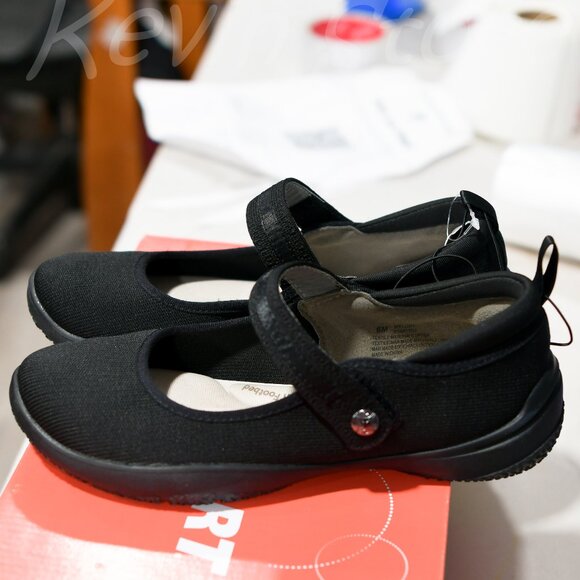 Jsport Women's Mary Jane Shoe   Contoured Arch Memory Foam‎ Insole - Picture 3 of 7